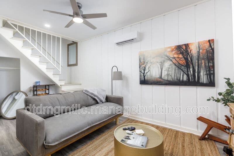San Antonio Condo: 110 East Craig Place