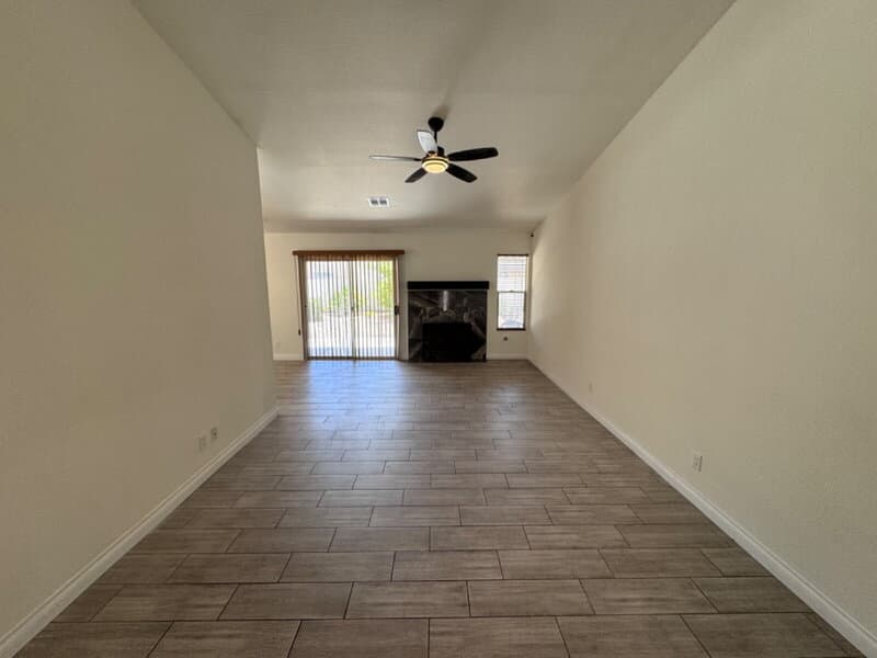 North Las Vegas House: 4615 Split Rock Dr