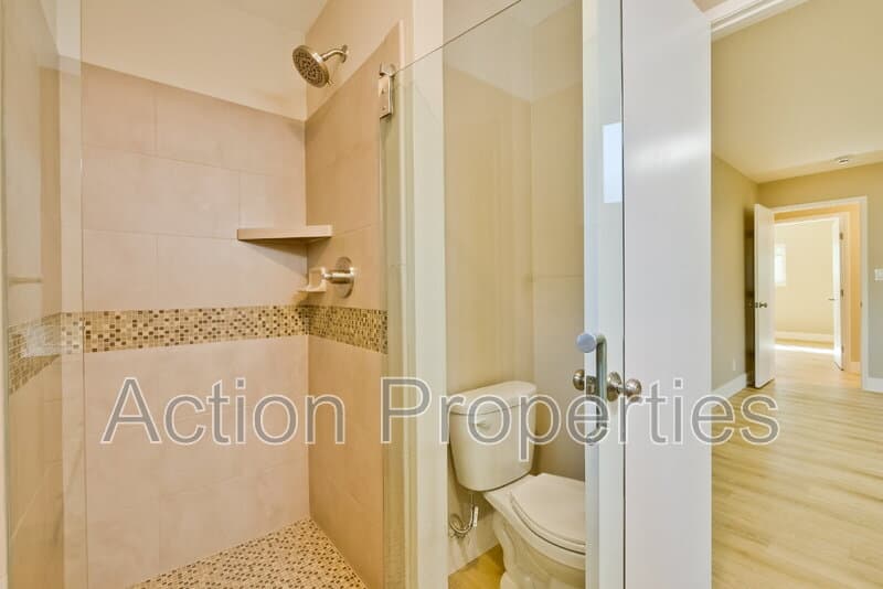 Mountain View House: 86 Dalma Drive