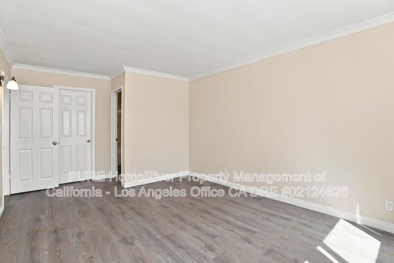 Los Angeles House: 2852 Sawtelle Blvd