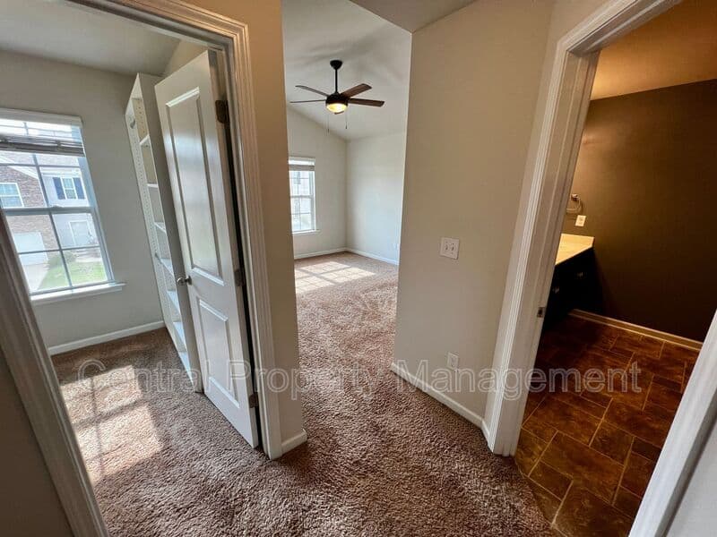 Greer House: 43 Moorlyn Lane