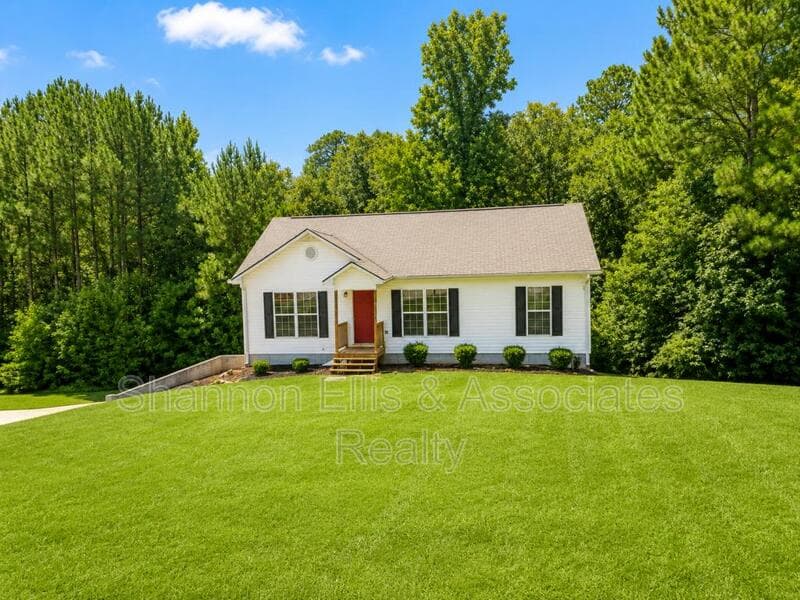 McDonough House: 1104 Driftwood Ct
