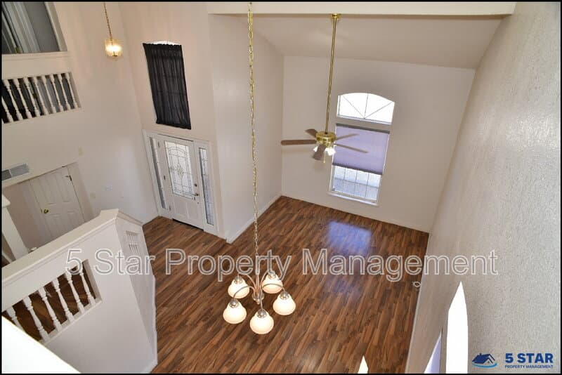 El Paso House: 12062 Ben Proctor Dr