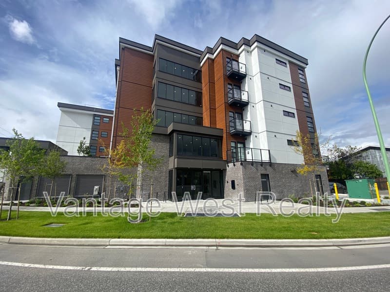 Kelowna Condo: 209-720 KLO Rd