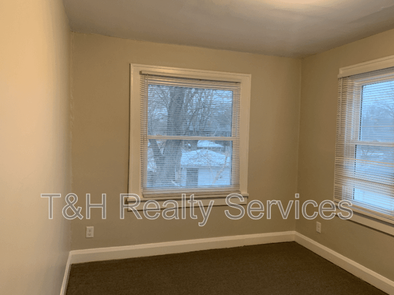 Indianapolis Condo: 4728 North College Avenue