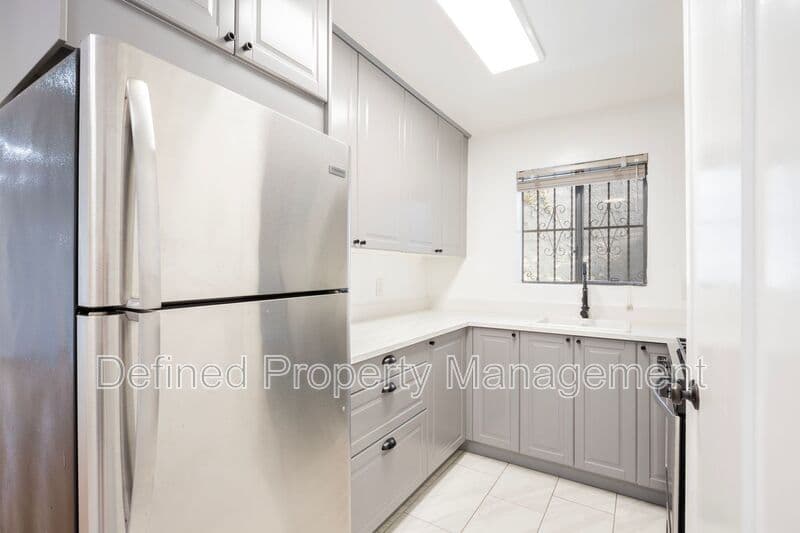 Los Angeles Condo: 980 White Knoll Dr Los Angeles, CA 90012
