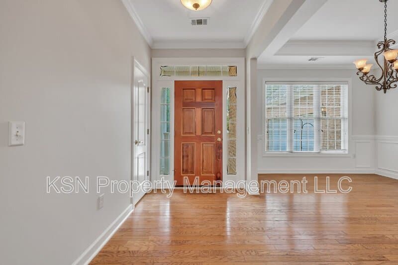 Savannah House: 5 Southernwood Place