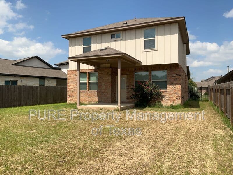 Leander House: 417 Cinnamon Teal