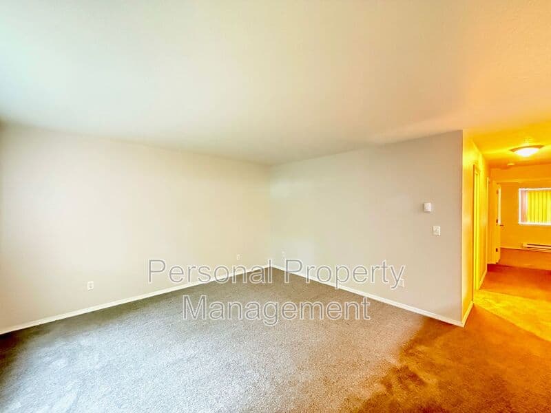 Vancouver Condo: 3412 NE 66th Ave