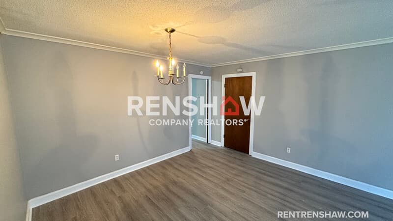 Memphis Condo: 3220 S Mendenhall Rd 1a