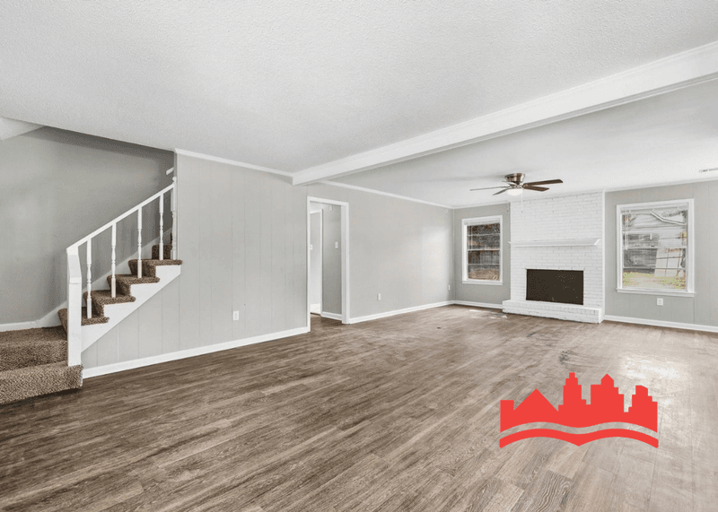 Bartlett House: 3915 Clover Hill Dr