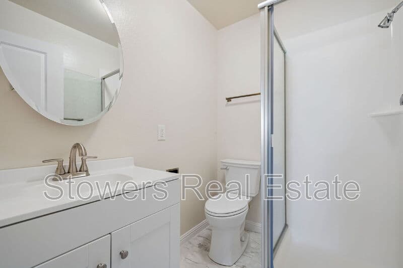 Danville House: 275 Cameo Dr