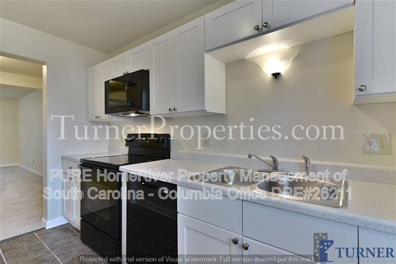 Columbia House: 308 Percival Rd
