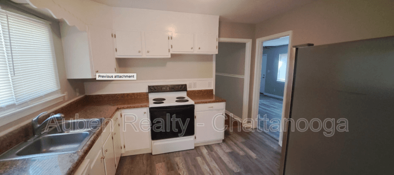 Hixson House: 1261 Northern Hills Road