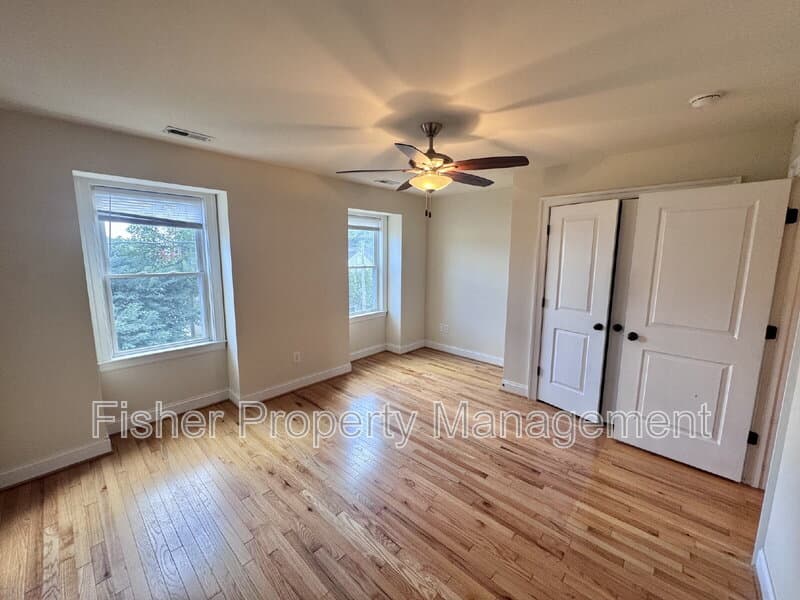 Richmond House: 2212 Carrington St