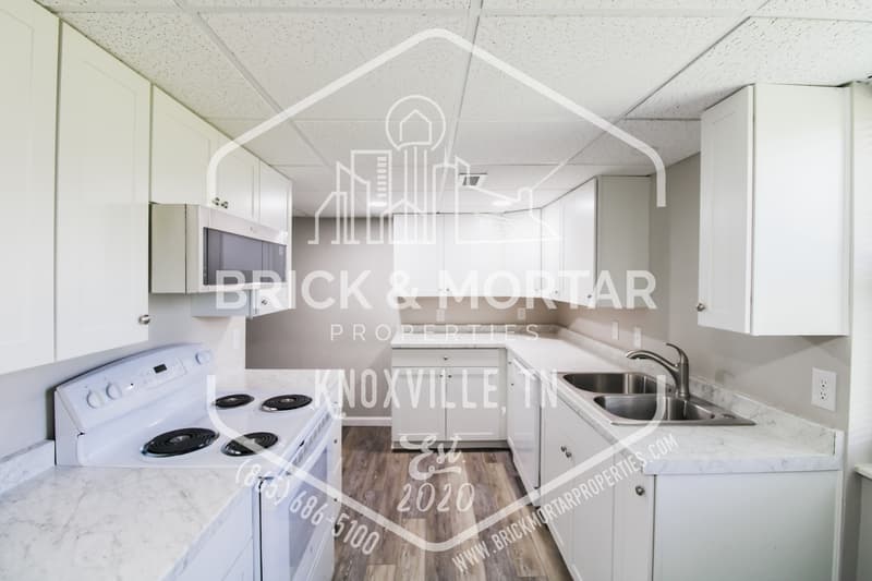 Maryville House: 1731 Lively Road