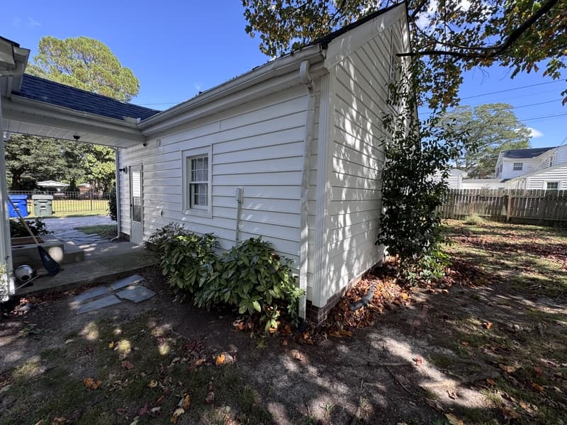 Greenville House: 1105 West Rock Spring Road - B-APT