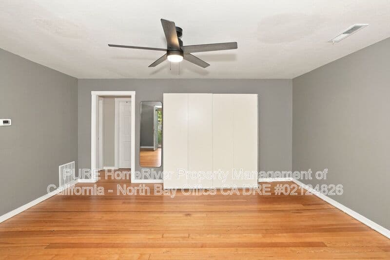 Sebastopol House: 325 Hutchins Ave