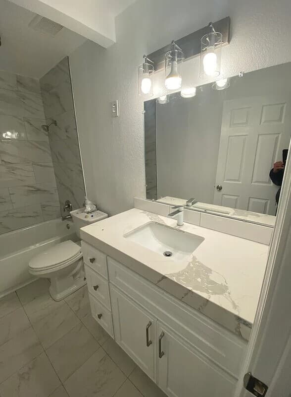 Concord Condo: 1362 Del Rio Cir