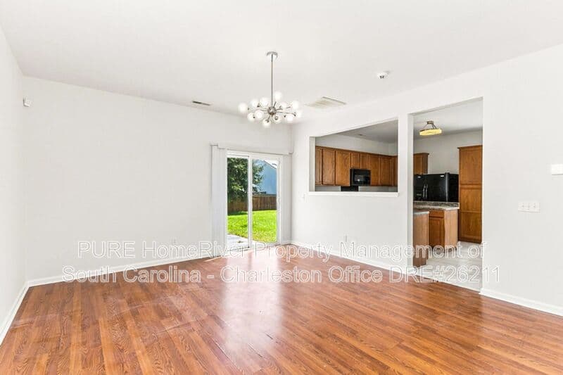 Goose Creek House: 437 Watershed Dr