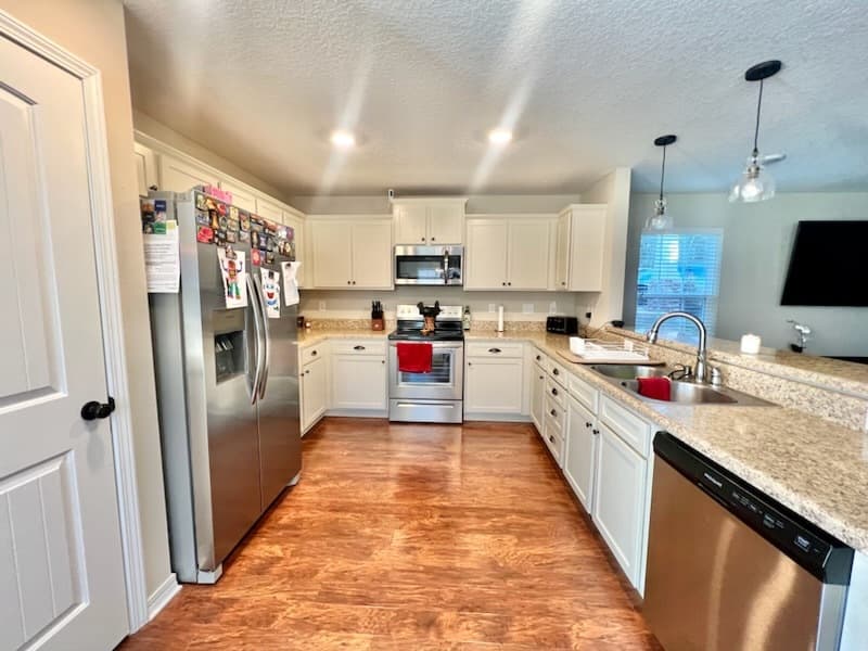 Crestview House: 104 Bolte Court