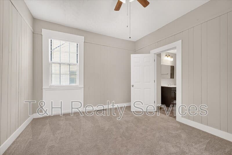 Greenfield House: 604 West 4th Street