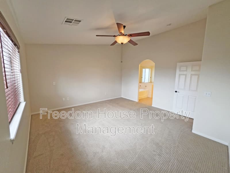 Pahrump House: 410 East Bellville Road