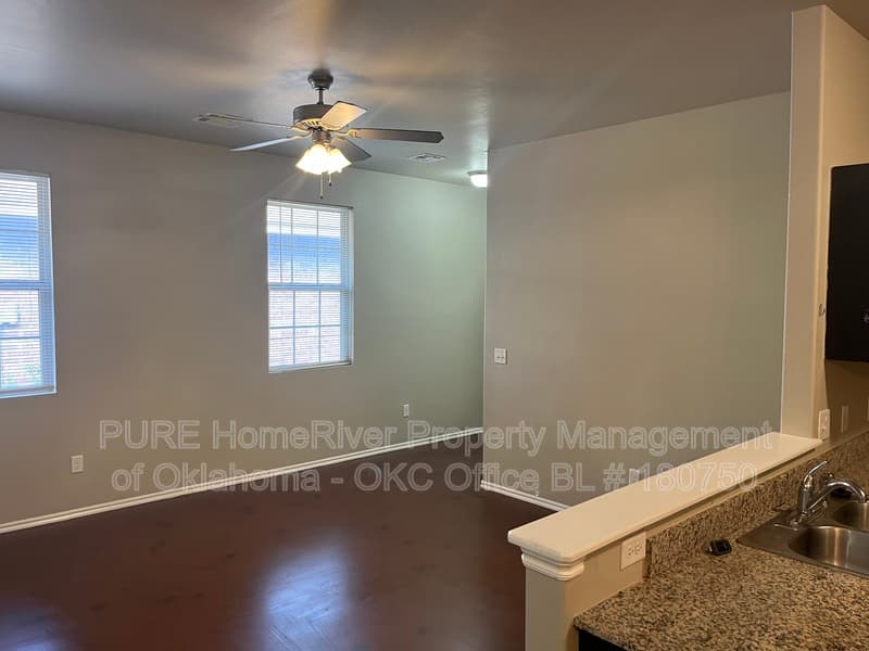Edmond Condo: 214 Ashley Dr