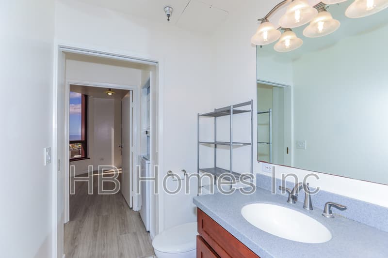 Honolulu Condo: 725 Kapiolani Boulevard #2402 - 1