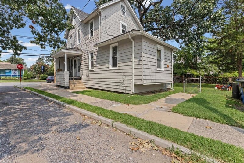 National Park Condo: 601 Wesley Avenue - C