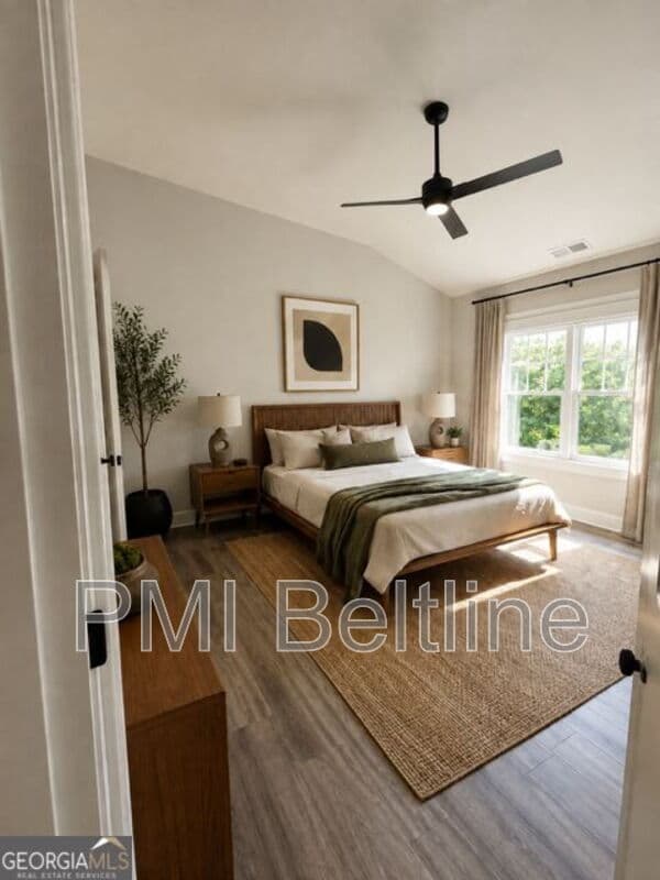 College Park House: 4644 Creekside Cove