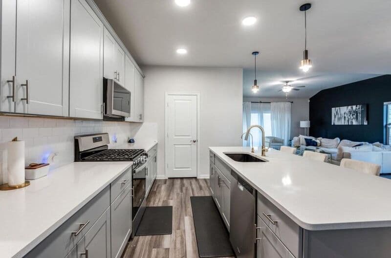 Princeton House: 633 Cedar Springs Dr
