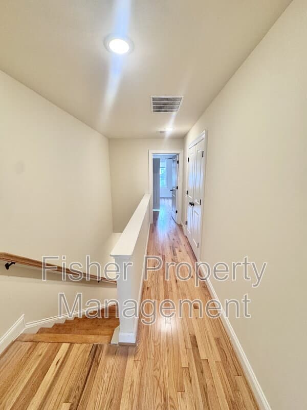 Richmond House: 2212 Carrington St