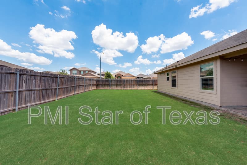 Fort Worth House: 6324 Spokane Drive