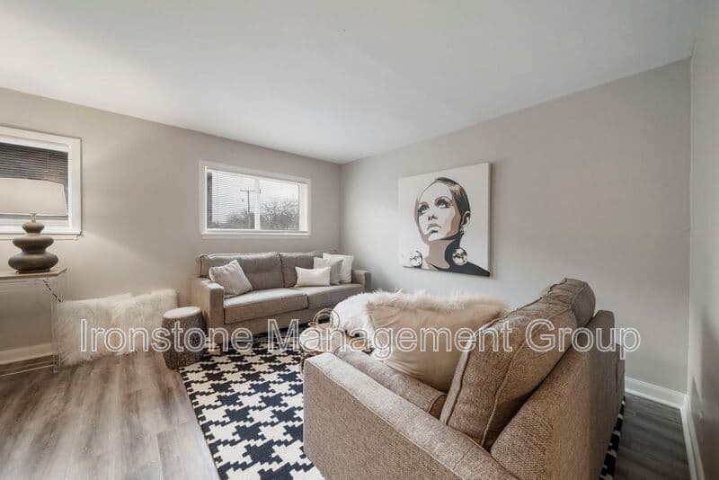 Tulsa House: 3636 S Indianapolis Ave
