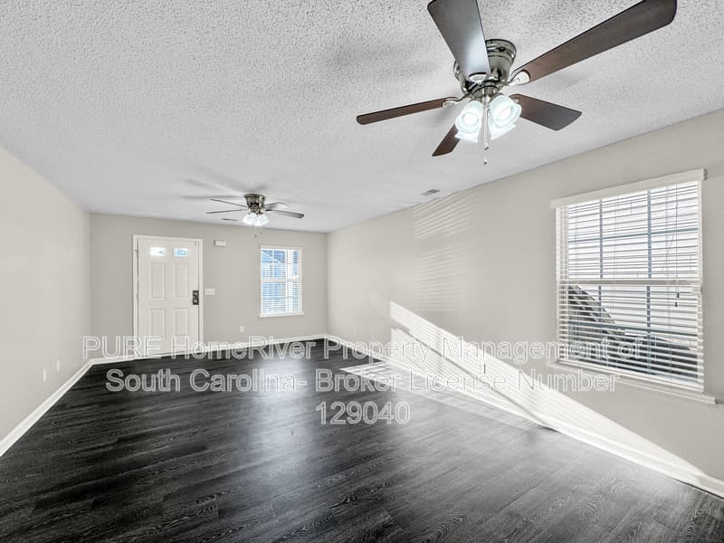 Lexington House: 108 Flyer Ct