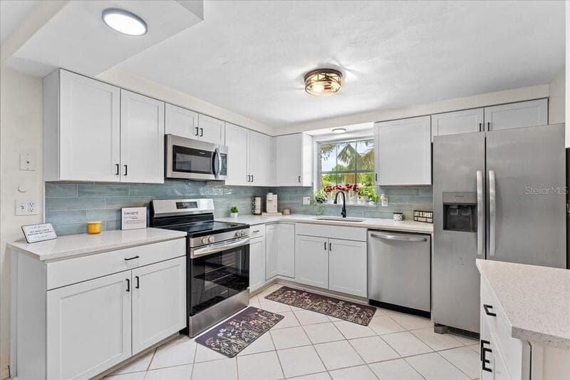 Port Richey House: 10914 Oakdale Avenue