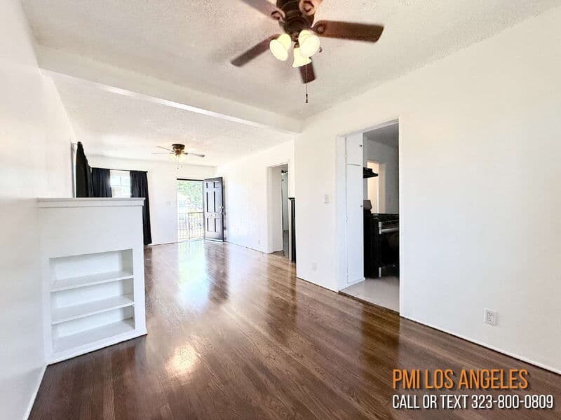 Los Angeles House: 928 East 102nd Street