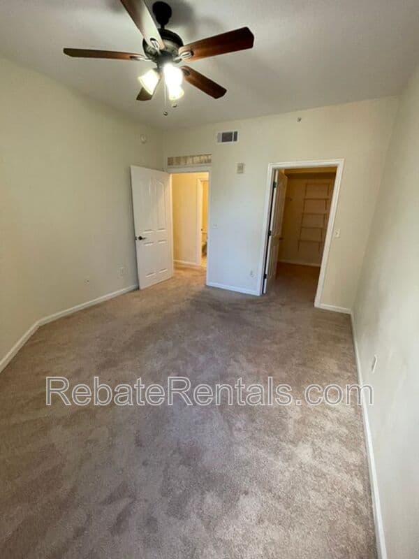 Jacksonville Condo: 10435 Midtown Parkway