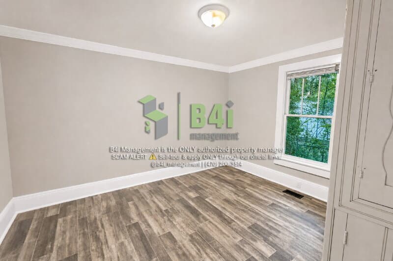 Rome House: 302 Kingston Avenue Northeast