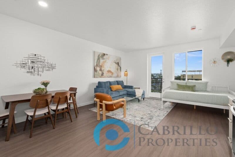 San Diego Apartment: 2724 El Cajon Blvd