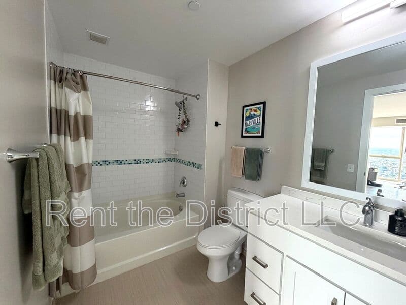 Philadelphia Condo: 2116 Chestnut Street