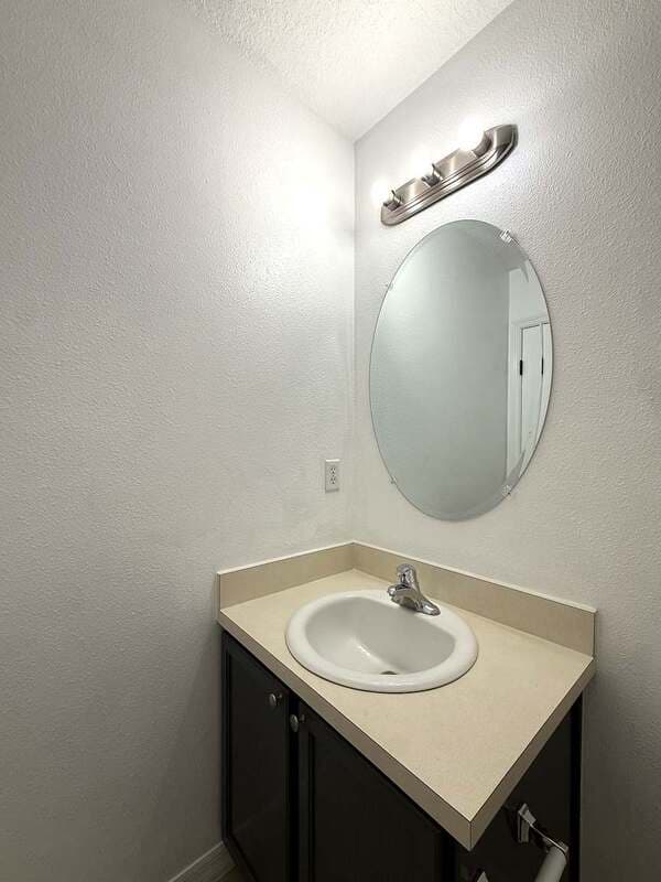 Brandon Townhome: 2516 Oleander Lakes Drive