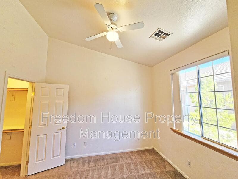 Pahrump Condo: 1120 Red Butte Street