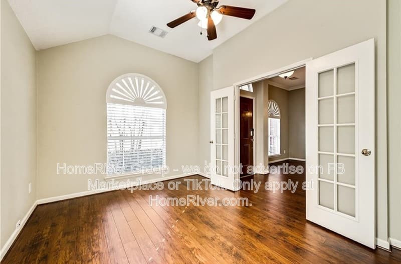 Frisco House: 10209 Mallory Dr