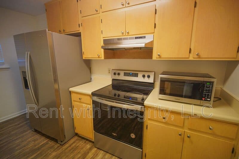 Tallahassee House: 2418 Ian Drive
