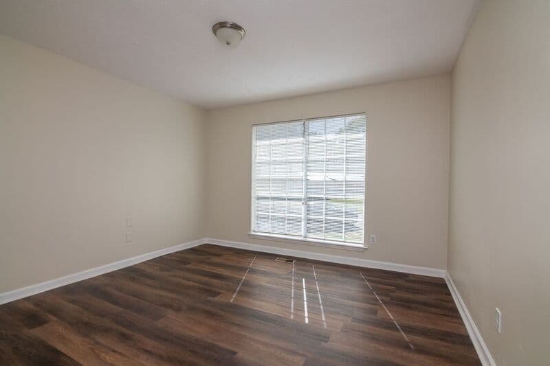 Birmingham House: 1525 7th Street NW