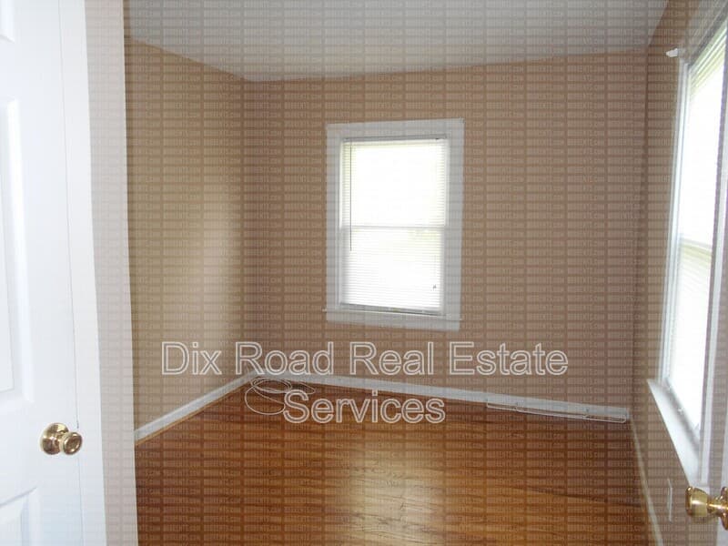 Hamilton House: 1404 Western Avenue