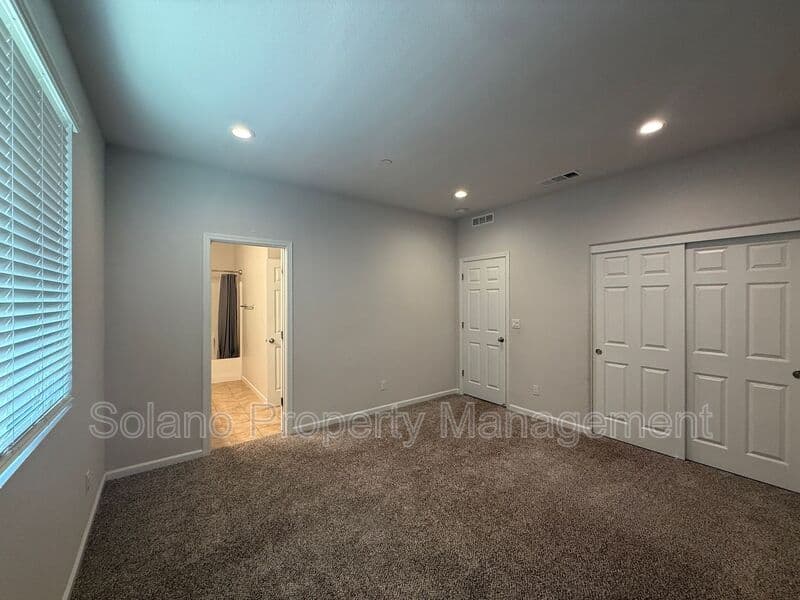Dixon House: 1680 Gold Street