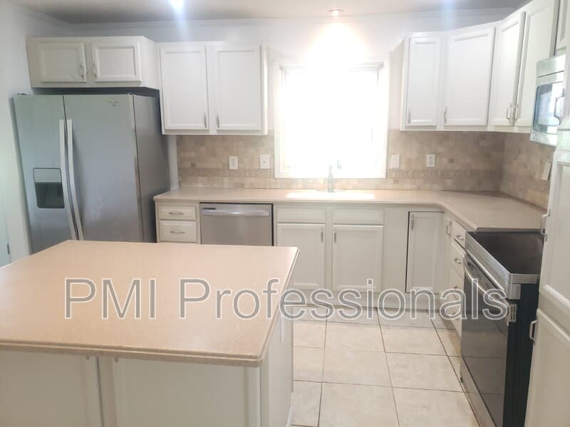 Murfreesboro House: 2988 Parkwood Drive